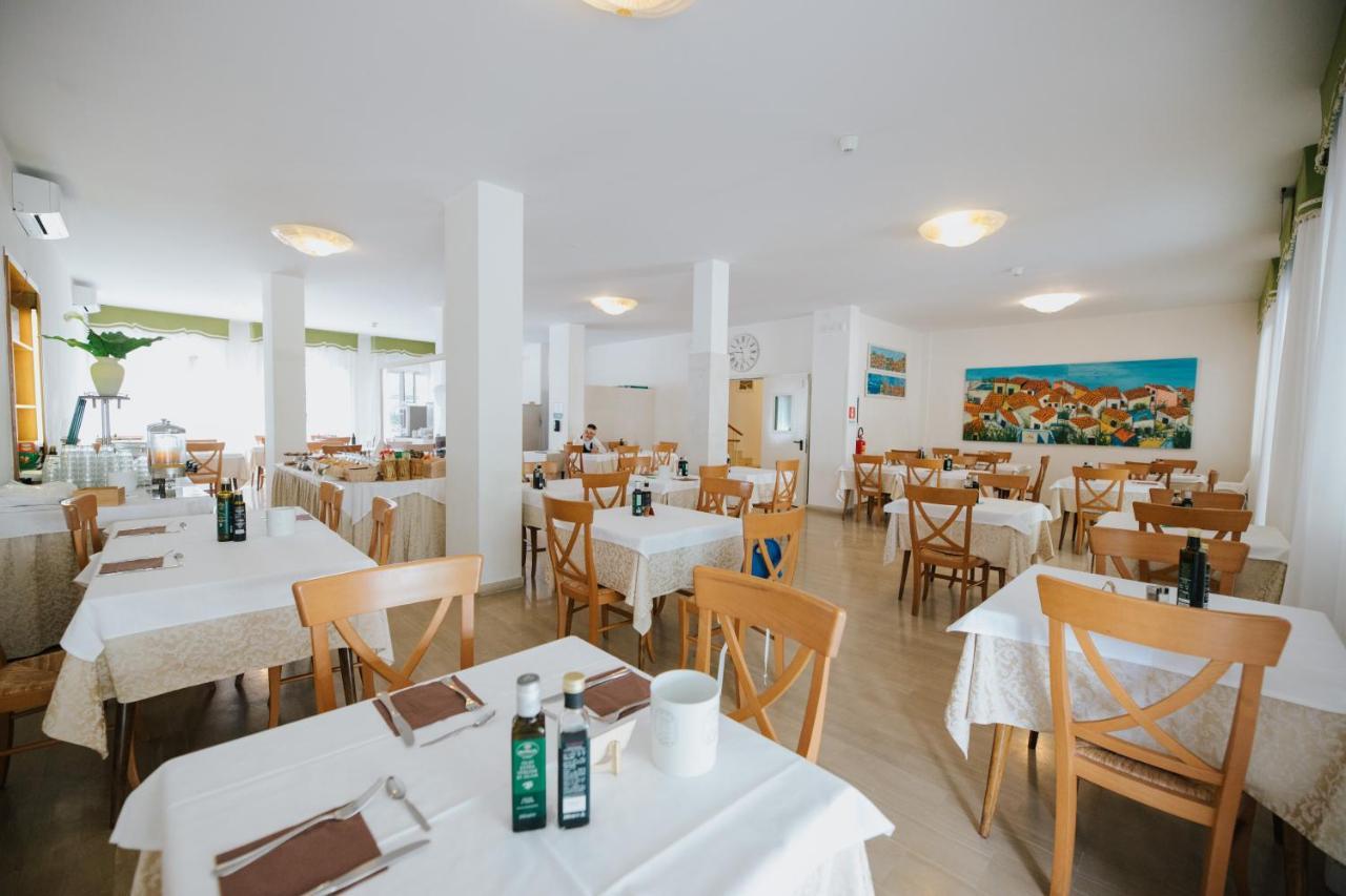 Hotel Gloria Lignano Sabbiadoro Eksteriør bilde