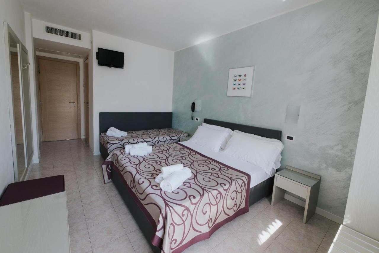 Hotel Gloria Lignano Sabbiadoro Eksteriør bilde