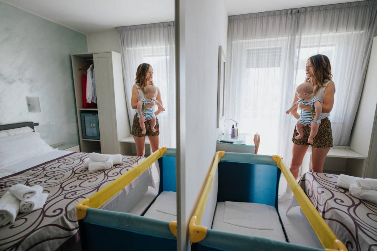 Hotel Gloria Lignano Sabbiadoro Eksteriør bilde