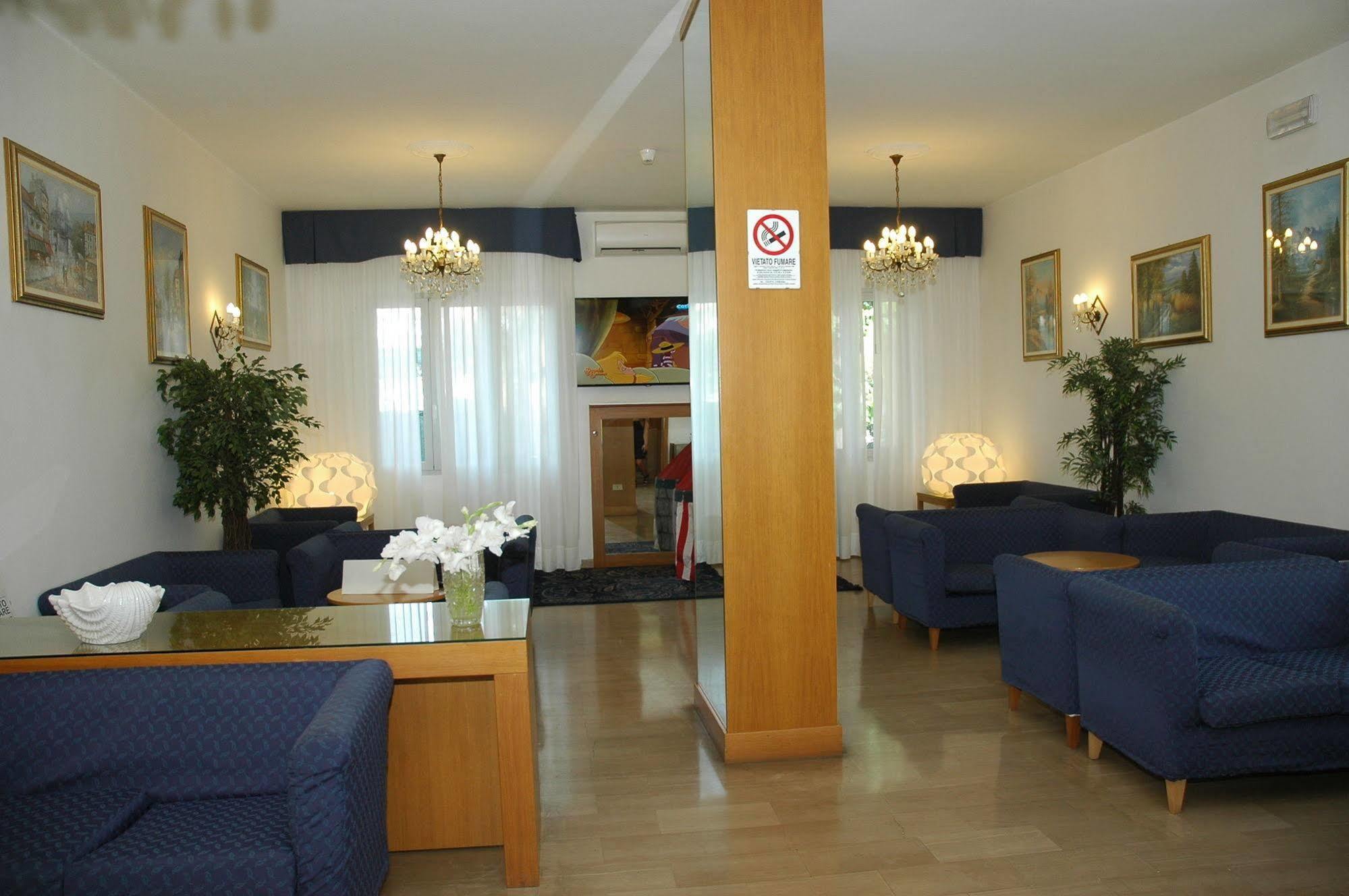 Hotel Gloria Lignano Sabbiadoro Eksteriør bilde