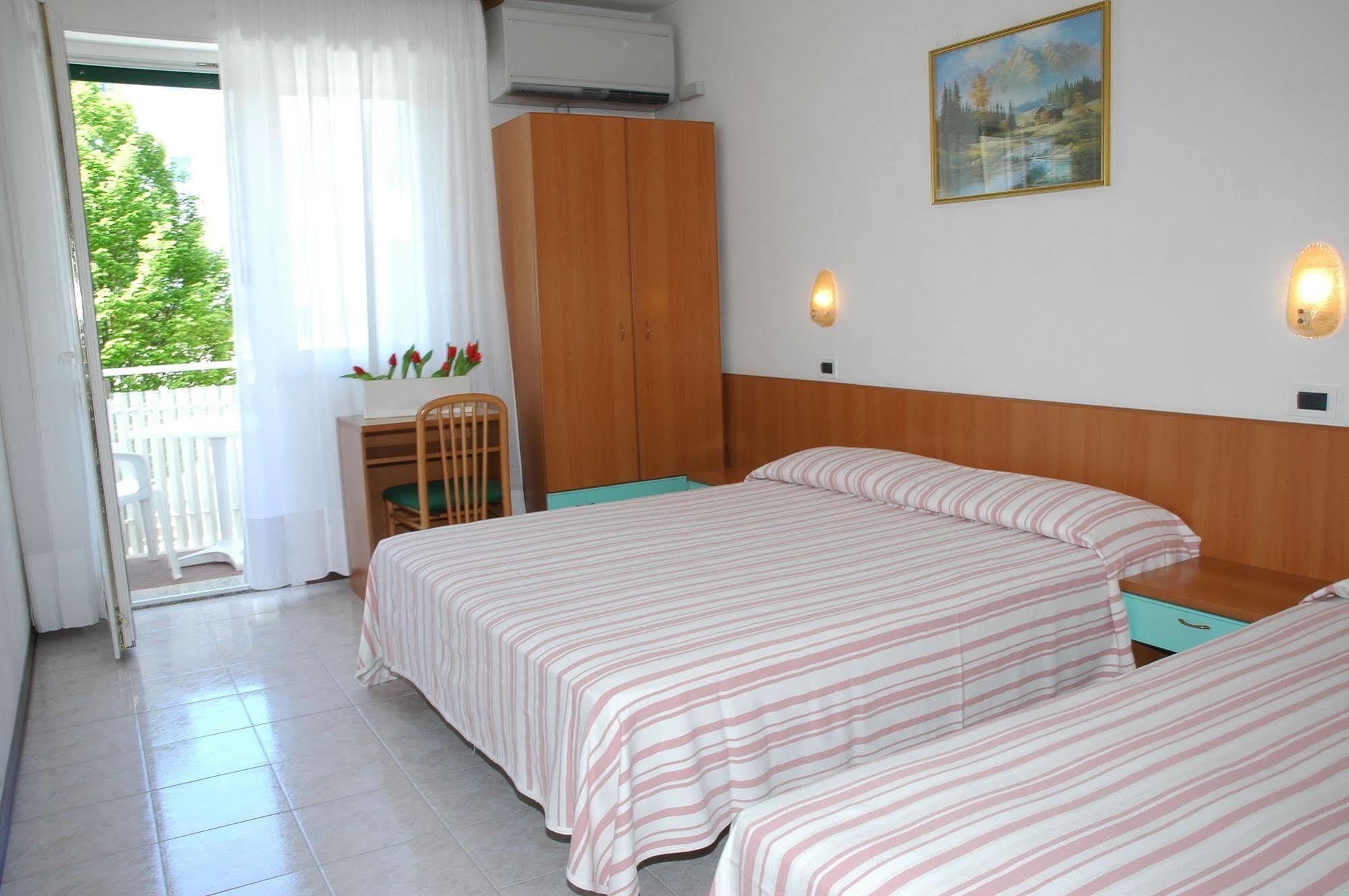 Hotel Gloria Lignano Sabbiadoro Eksteriør bilde