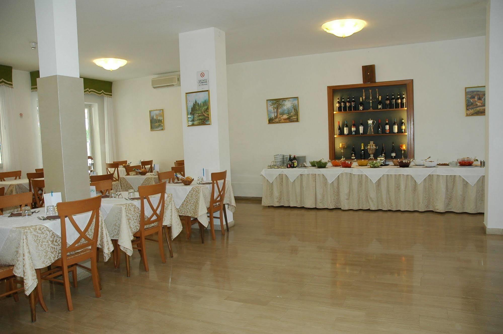 Hotel Gloria Lignano Sabbiadoro Eksteriør bilde